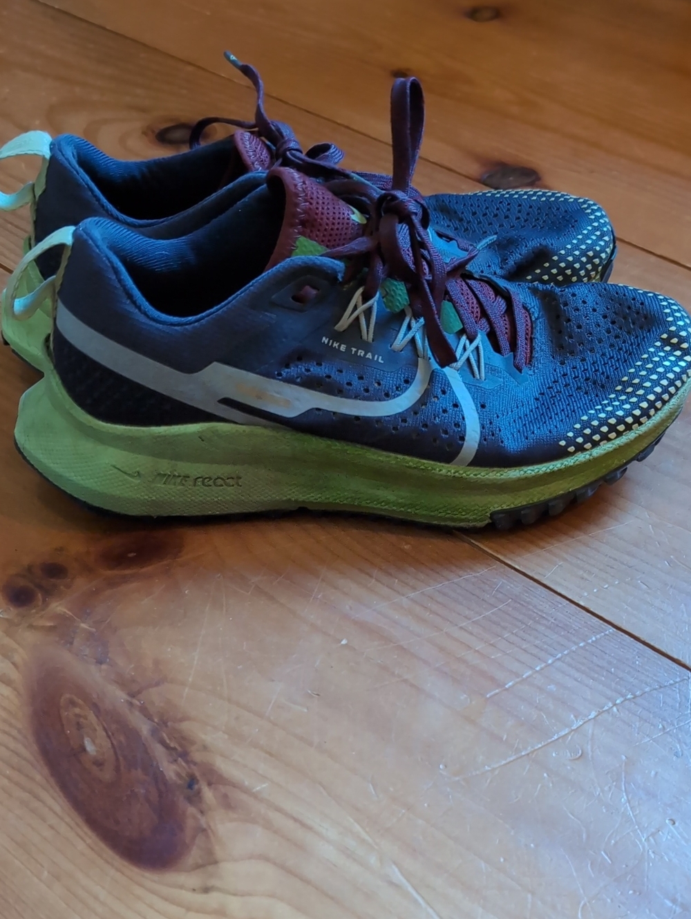 Nike Women's Pegasus 4 Trail Shoes - Navy, Lime Green & Burgundy Size 6.5